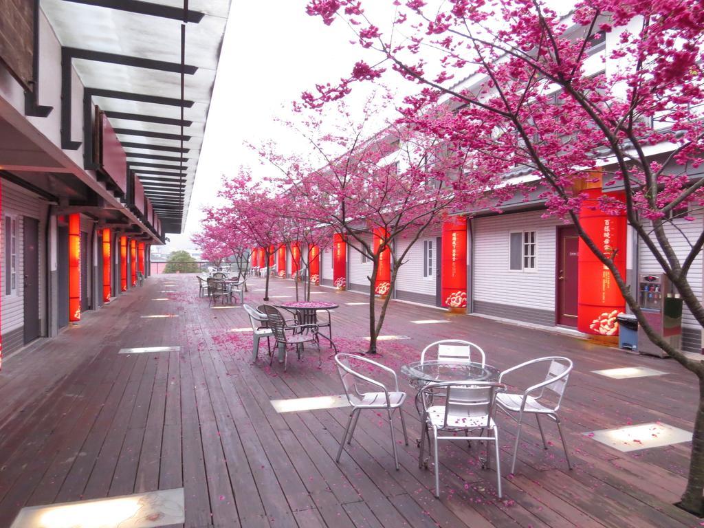 Sanyi Sakura Resort Esterno foto